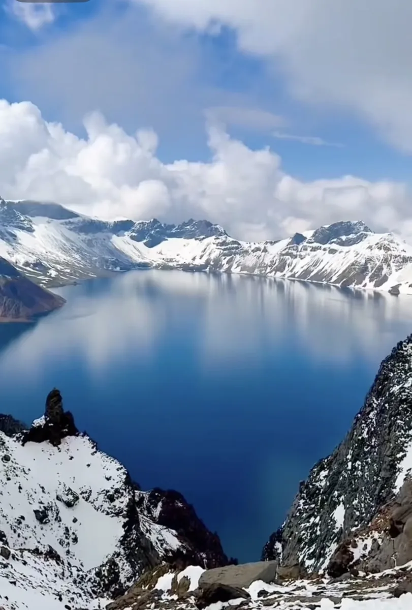 Tianchi, the frozen crater lake