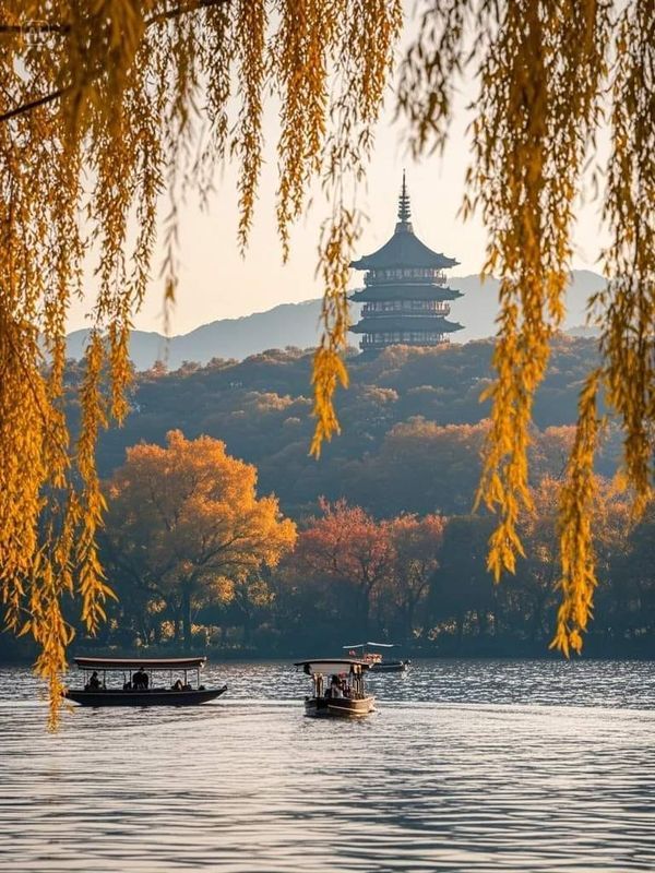 Wooden sculling boat on West Lake
