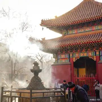 The Imperial Blessing: New Year Incense Ritual at Yonghe Lama Temple